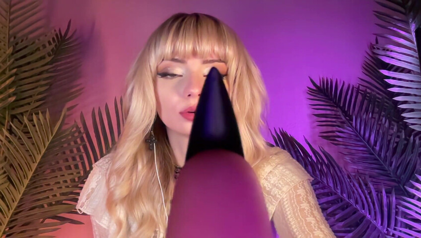 Emma's Myspace - 27 March 2026 - Testing ASMR Triggers on You