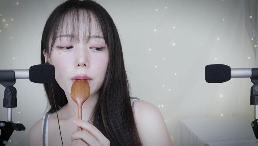 Jamonghae ASMR - 10 March 2026 - Eating You, Mouth Sounds 숟가락으로 뇸
