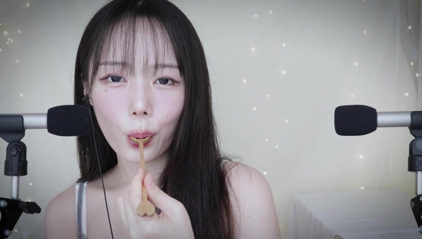 Jamonghae ASMR - 10 March 2026 - Eating You, Mouth Sounds 숟가락으로 뇸