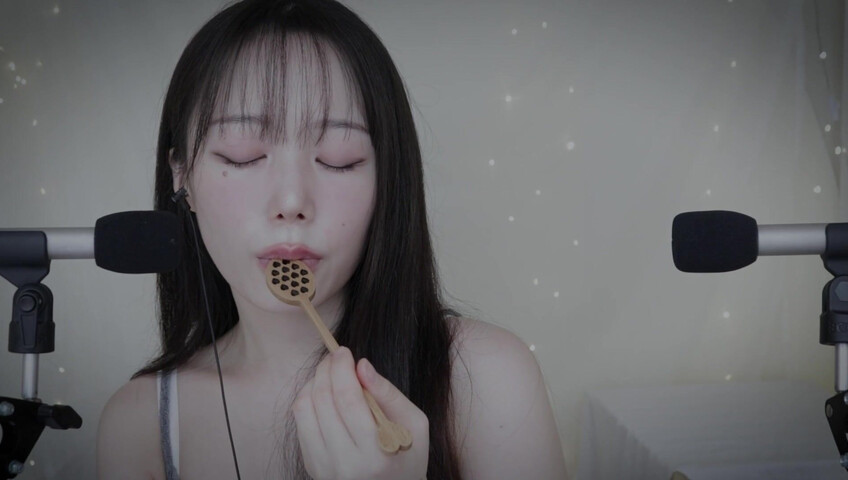 Jamonghae ASMR - 10 March 2026 - Eating You, Mouth Sounds 숟가락으로 뇸