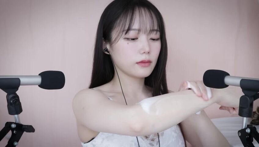 Jamonghae ASMR -15 Feb 2026 - Moist and Dry Body Sounds I’ll Let You Hear | Body Triggers | YT Membership