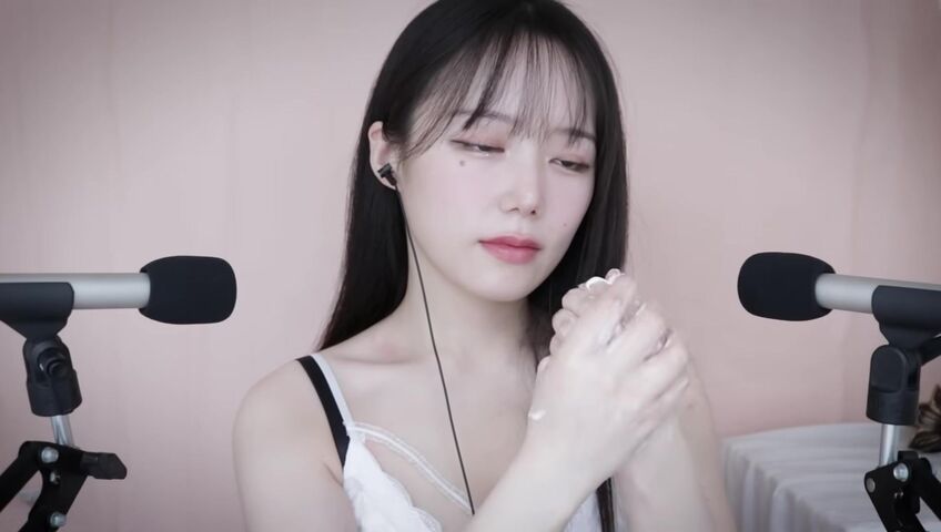 Jamonghae ASMR -15 Feb 2026 - Moist and Dry Body Sounds I’ll Let You Hear | Body Triggers | YT Membership