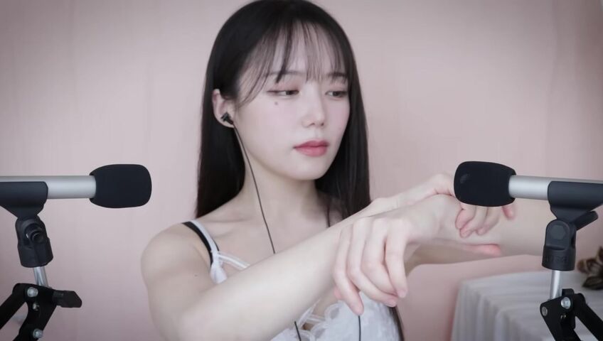 Jamonghae ASMR -15 Feb 2026 - Moist and Dry Body Sounds I’ll Let You Hear | Body Triggers | YT Membership