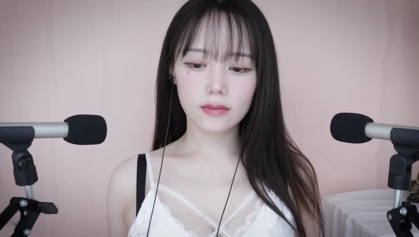 Jamonghae ASMR -15 Feb 2026 - Moist and Dry Body Sounds I’ll Let You Hear | Body Triggers | YT Membership