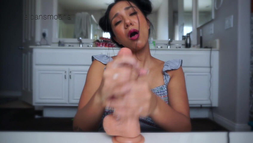 Sloansmoans - My First Handjob for Daddy