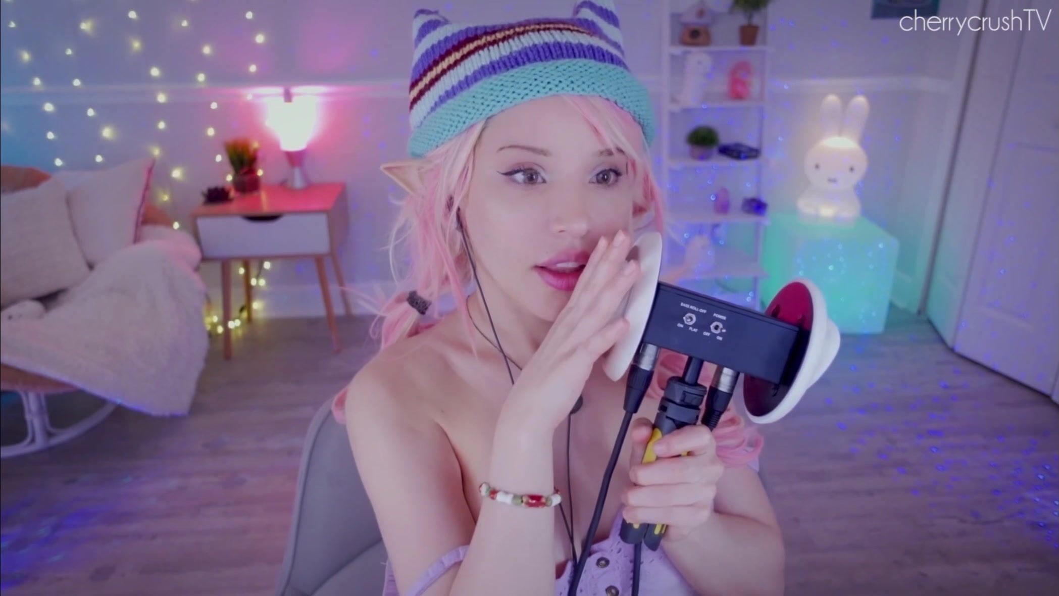Cherrycrush - NEW ASMR - Girlfriend Dirty Talk and Moaning - Mic on Pussy sounds, Fingering Sounds
