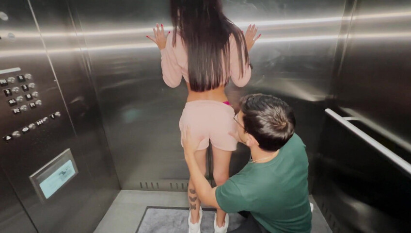 Max Fills x Alice Thunder - Latina Elevator Hookup After First Date