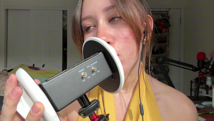 Dakota b ASMR – 3dio: Geräusche von feuchtem vs. trockenem Mund