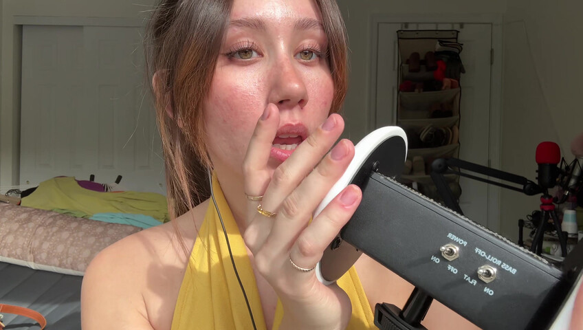 Dakota b ASMR – 3dio: Geräusche von feuchtem vs. trockenem Mund