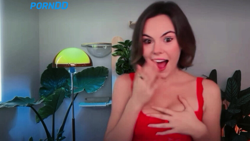 Cassia ASMR - First Nip Slip on Live Stream