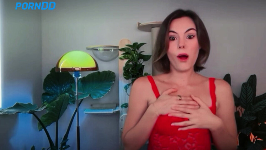 Cassia ASMR - First Nip Slip on Live Stream
