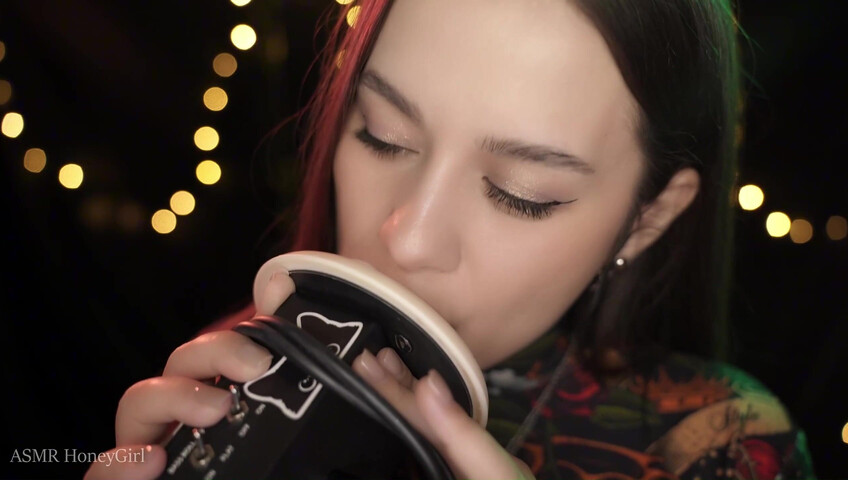 ASMR HoneyGirl - 28 April 2026 - Aggressive and Deep Licking 3Dio