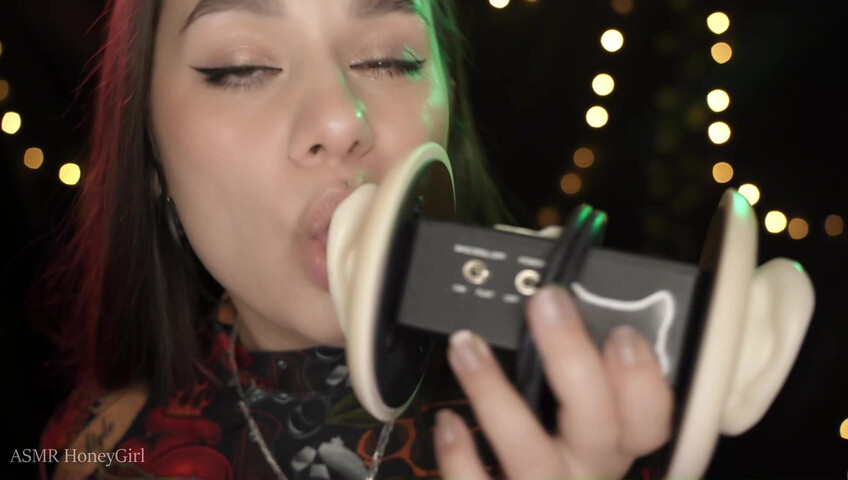 ASMR HoneyGirl - 28 April 2026 - Aggressive and Deep Licking 3Dio