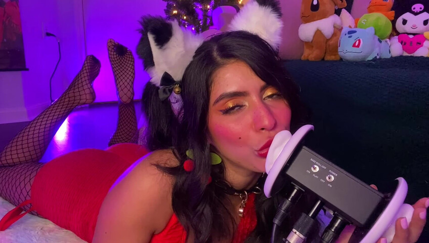 CorneliusTheCat - ASMR Ear Kissing