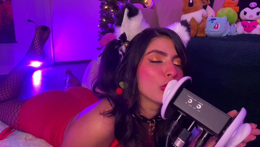 CorneliusTheCat - ASMR Ear Kissing