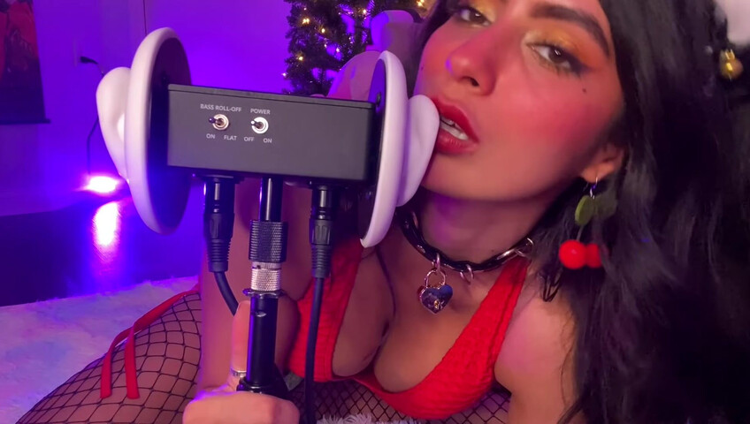 CorneliusTheCat - ASMR Ear Kissing