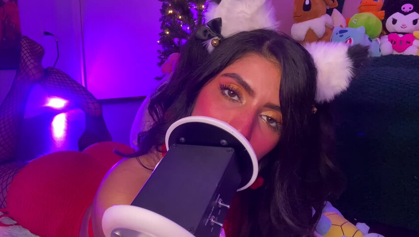 CorneliusTheCat - ASMR Ear Kissing