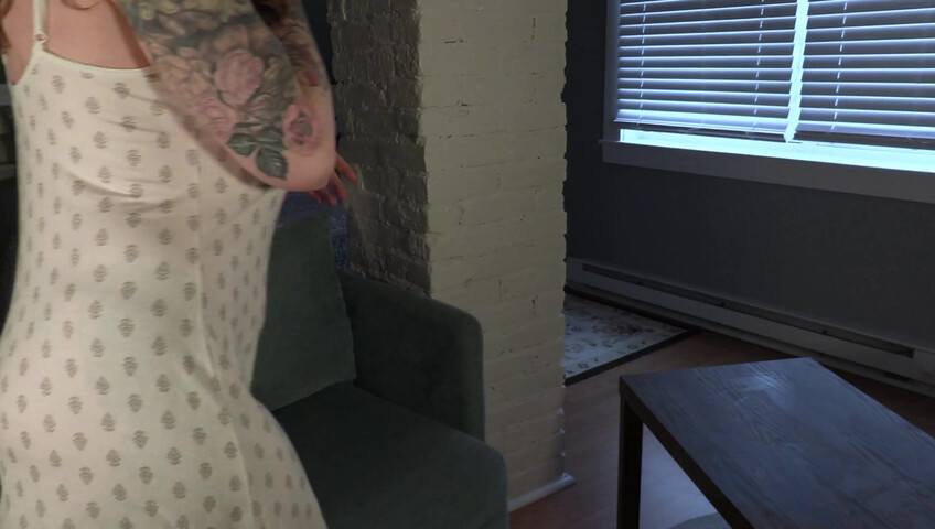 Bettie Bondage - Gooning-With-Stepmom