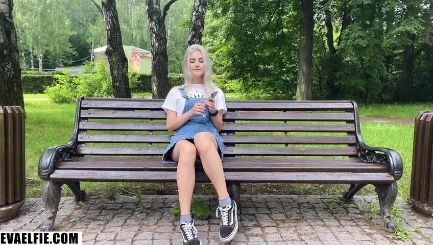Eva Elfie - Outdoor Fuck