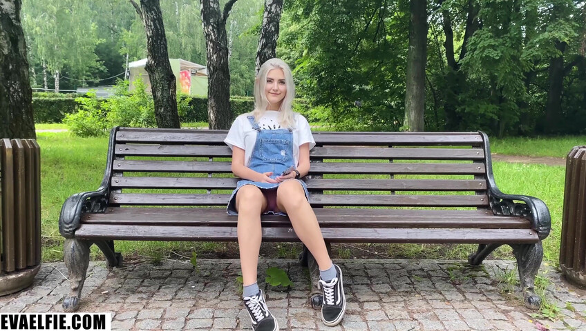 Eva Elfie - Outdoor Fuck