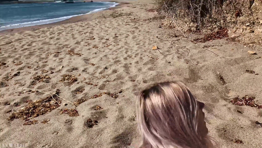 Eva Elfie Beach Sextape