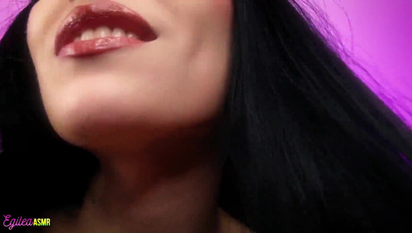 Egilea ASMR - On her lap seeing her big tits while she kisses u and touches ur face