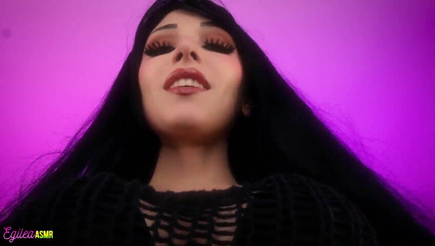 Egilea ASMR - On her lap seeing her big tits while she kisses u and touches ur face