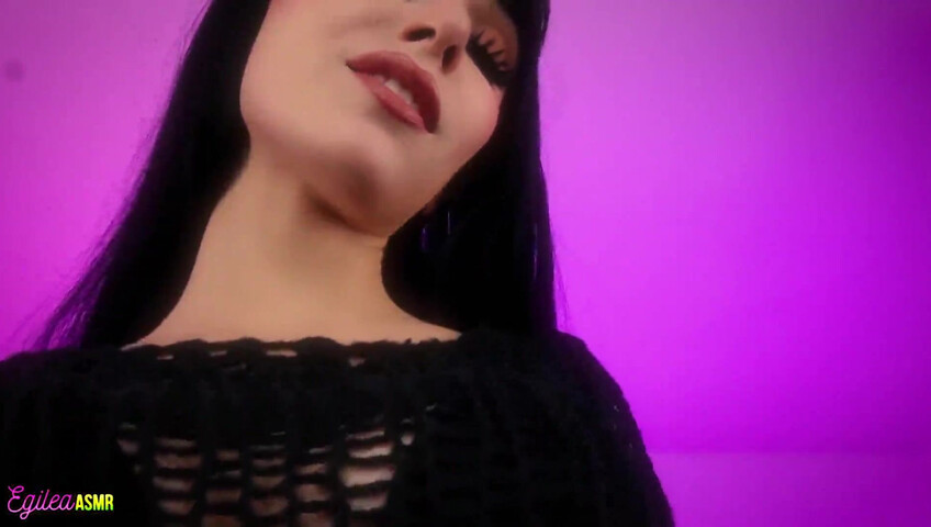 Egilea ASMR - On her lap seeing her big tits while she kisses u and touches ur face