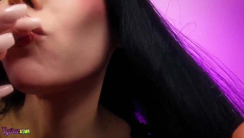 Egilea ASMR - On her lap seeing her big tits while she kisses u and touches ur face
