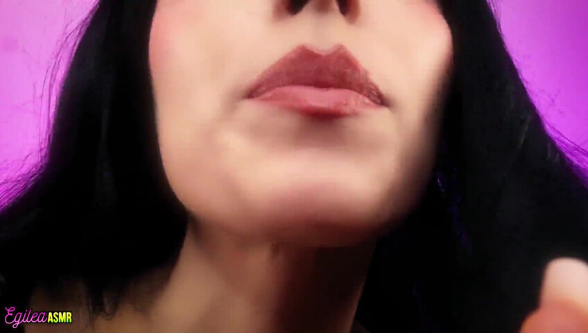 Egilea ASMR - On her lap seeing her big tits while she kisses u and touches ur face