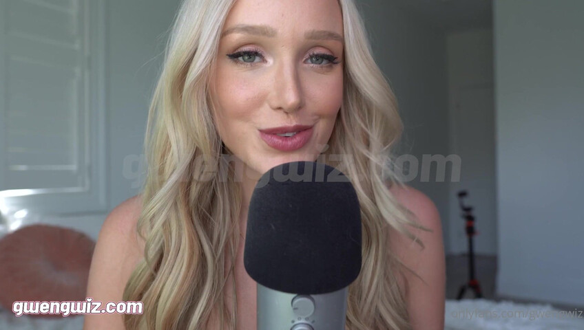 GwenGwiz - ASMR Haul and Foot Sex [OBG]