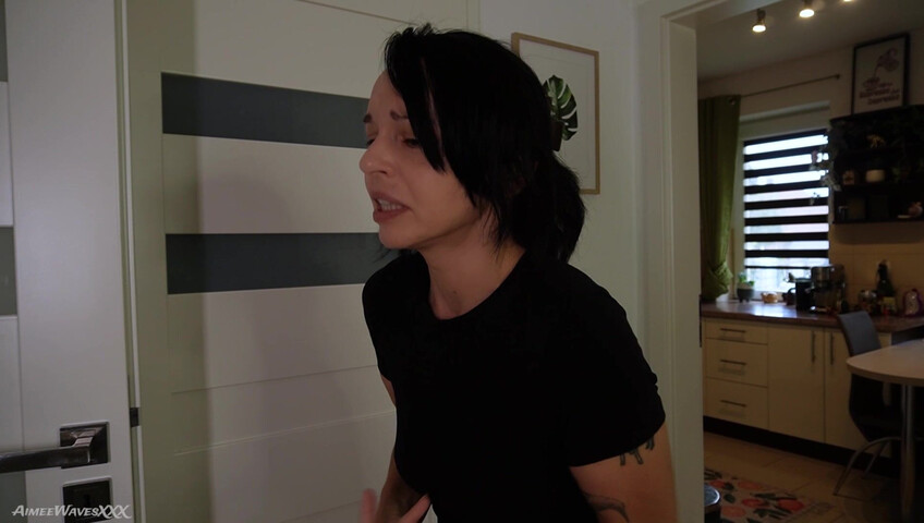 AimeeWavesXXX - Bitten A Venomous stepMommy _ stepSon Story