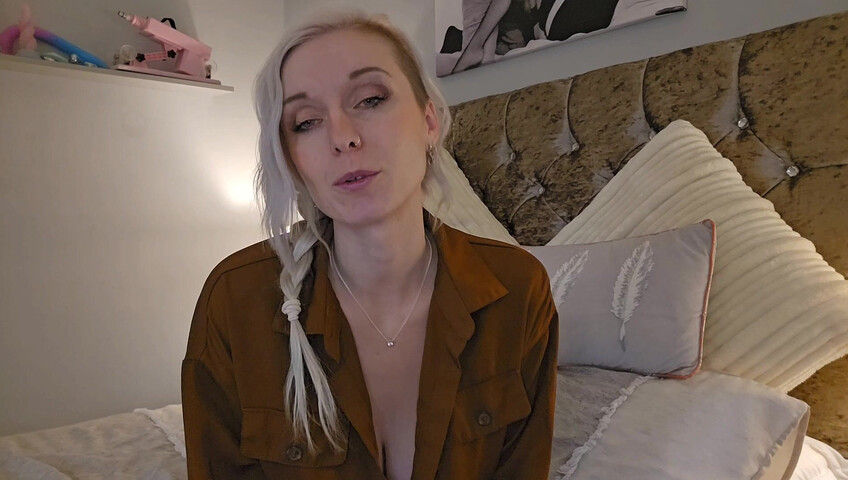 Lexi Snow - Aunt Sucks Your Cock As Payment