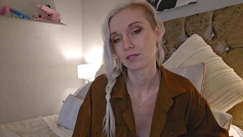 Lexi Snow - Aunt Sucks Your Cock As Payment
