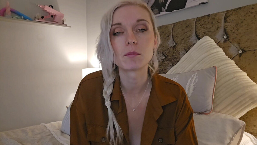 Lexi Snow - Aunt Sucks Your Cock As Payment
