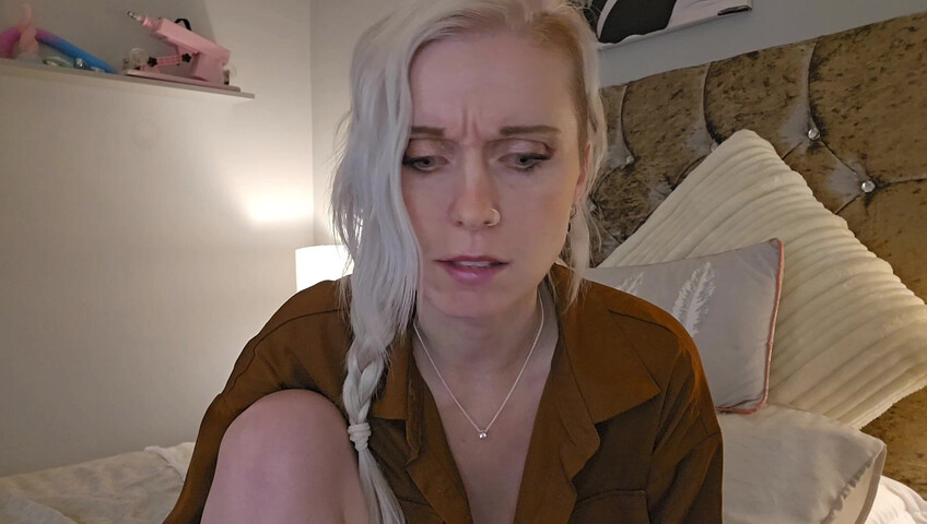 Lexi Snow - Aunt Sucks Your Cock As Payment