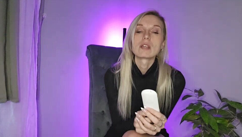 Lexi Snow - Step-Mommy Therapist Shrinks You