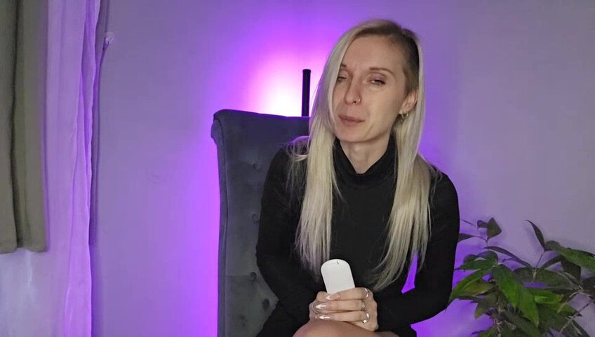 Lexi Snow - Step-Mommy Therapist Shrinks You