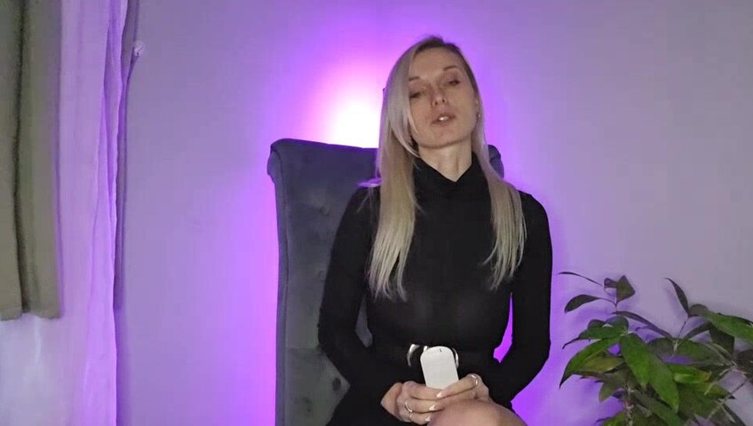 Lexi Snow - Step-Mommy Therapist Shrinks You