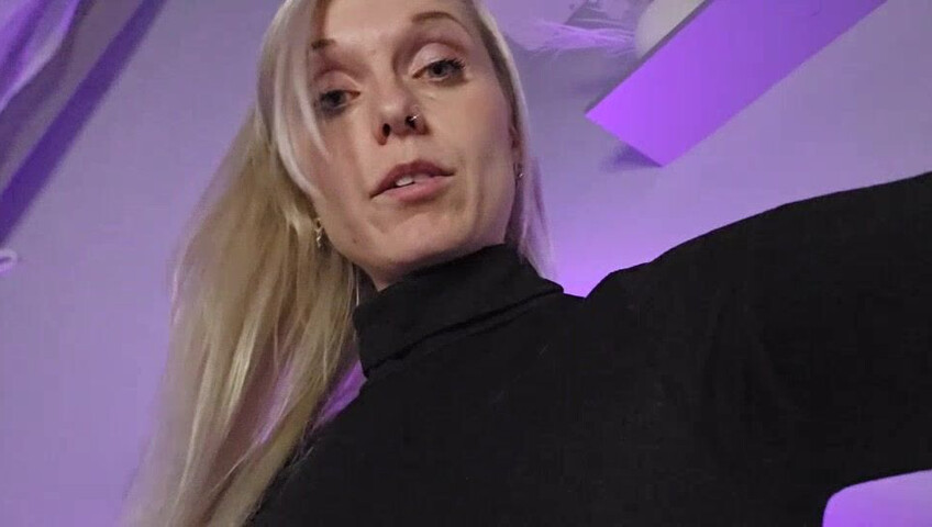 Lexi Snow - Step-Mommy Therapist Shrinks You