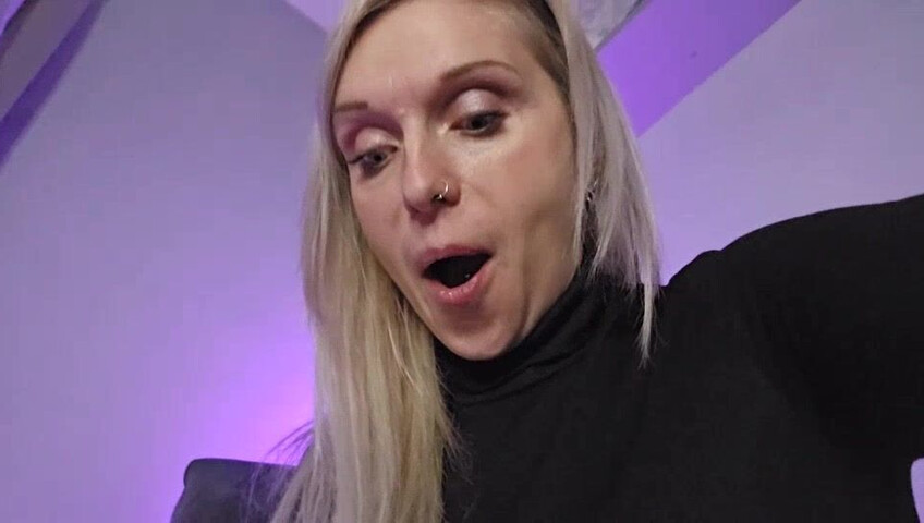 Lexi Snow - Step-Mommy Therapist Shrinks You