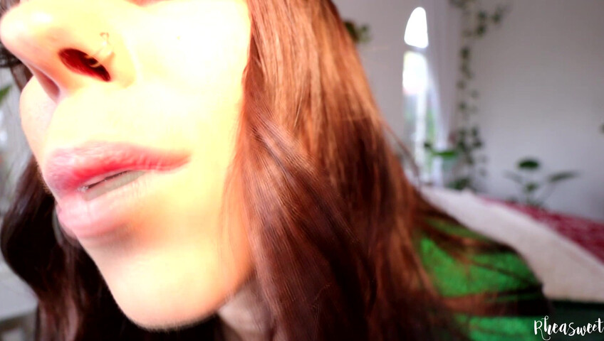 Rhea Sweet - Step-Mommys Kissing Lesson