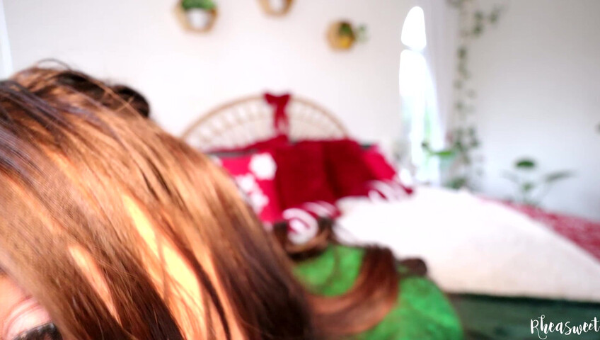 Rhea Sweet - Step-Mommys Kissing Lesson