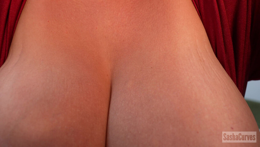 Sasha Curves - Smothered For Being Too Short