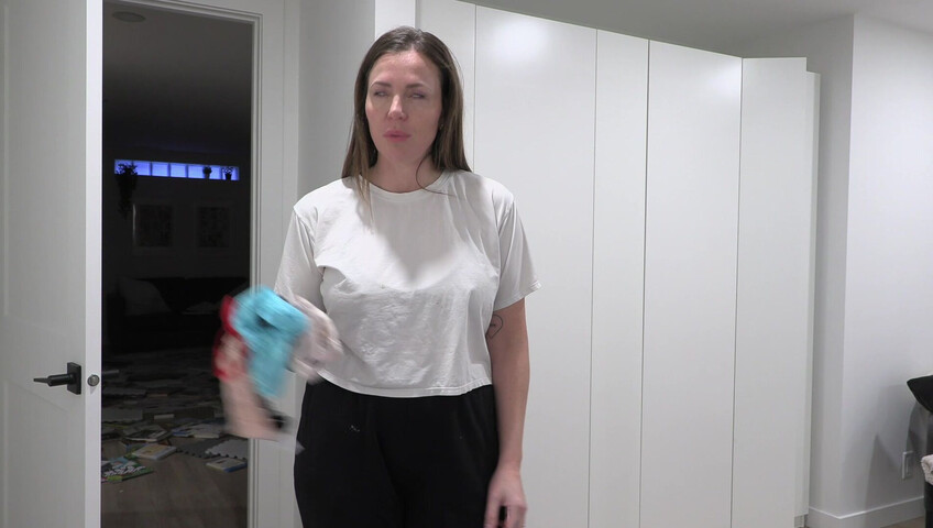 yogabella - Stepmom Dirtys Panties