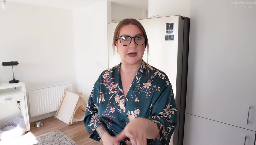 Yourgirlnextdoor1 – Stief-Tante weckt ödipale Liebe für Stiefmutter