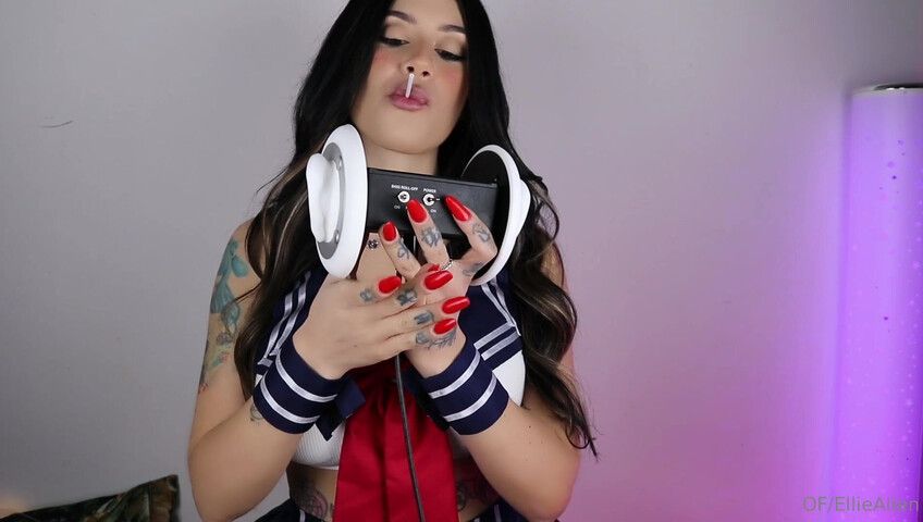 Ellie Alien - ASMR (Anime Girl) Ear Licking & Lollipop Licking