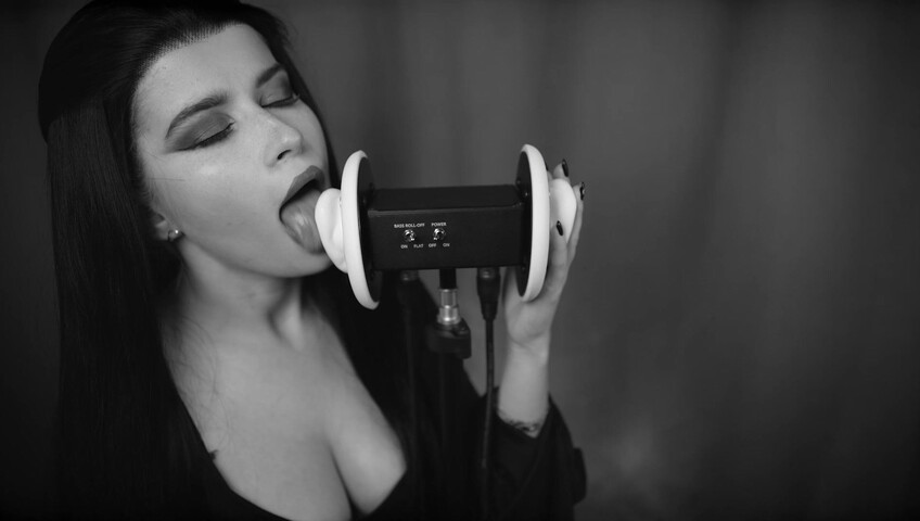 Lerka ASMRka - Halloween ASMR Morticia Addams | Ear licking