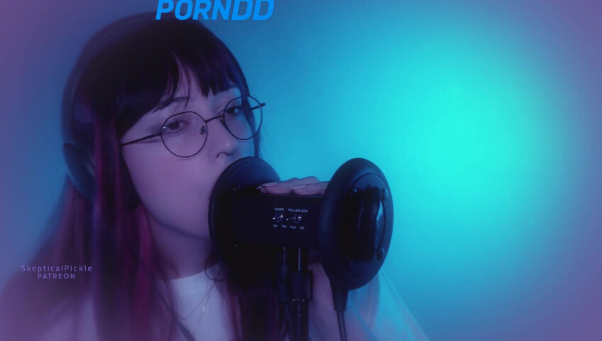 Skepticalpickle ASMR - 25 de noviembre de 2025 - Chupeteo agresivo de orejas (nivel dorado)