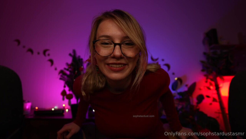 Soph Stardust ASMR - Lewd Сhristmas Trigger Words (German & English), Juicy Bra Scratching & Hot Whispers
